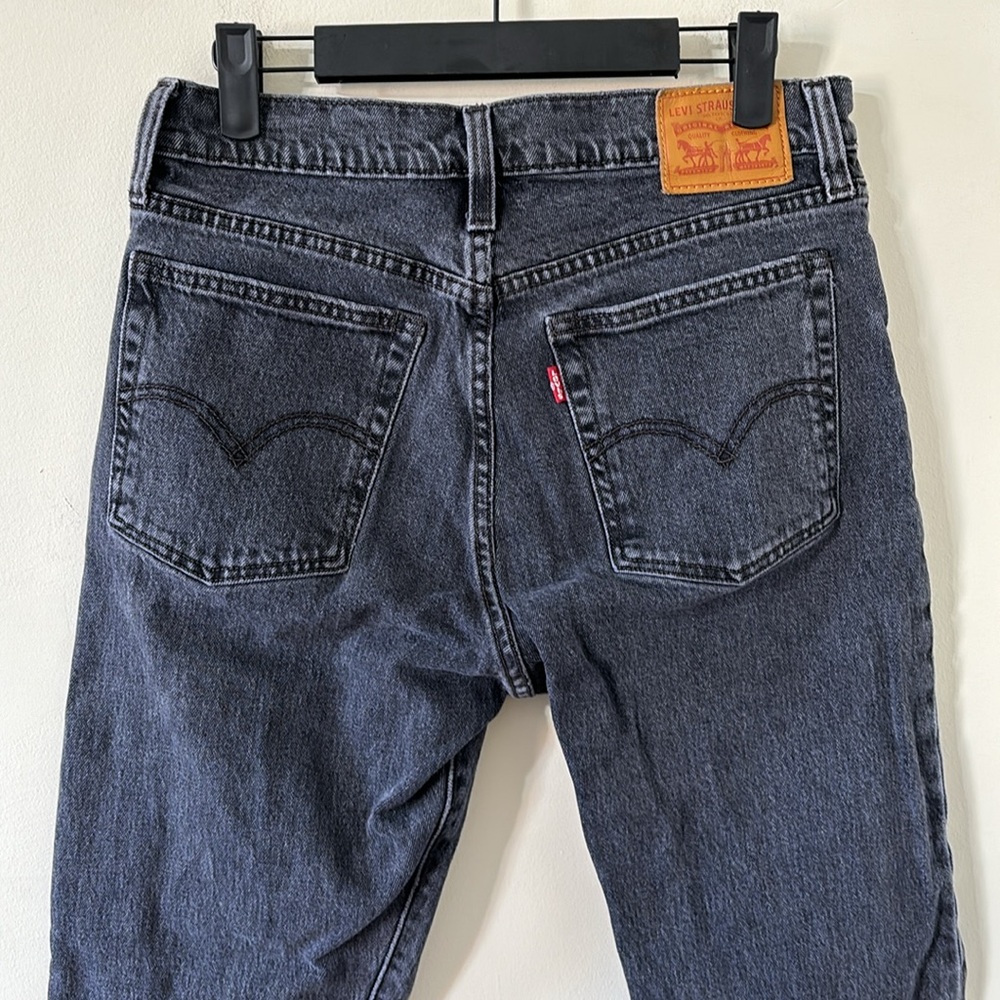 Levi’s 501 Crop Jeans Get Off My Cloud Black Denim Jeans Size 29 - Picture 8 of 12